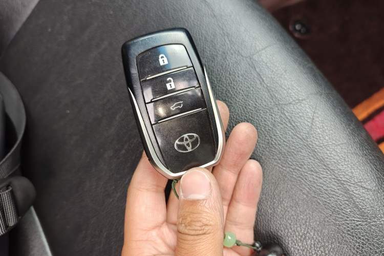 Used Toyota Prado 2016 2.7L Automatic Standard Edition Vehicle Key
