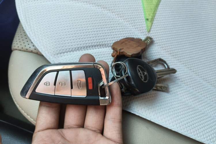 Used Toyota Prado  Vehicle Key