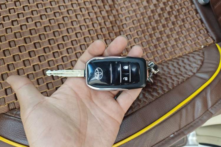 Used Toyota Prado  Vehicle Key