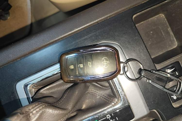 Used Toyota Prado 2016 2.7L Automatic Standard Edition Vehicle Key