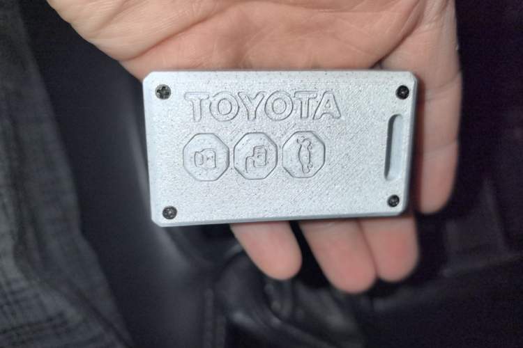 Used Toyota Prado 2016 2.7L Automatic Standard Edition Vehicle Key