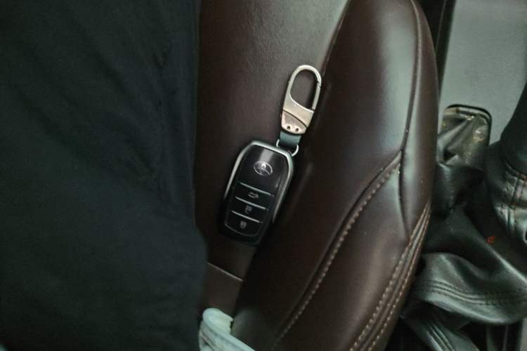 Used Toyota Prado 2016 2.7L Automatic Standard Edition Vehicle Key