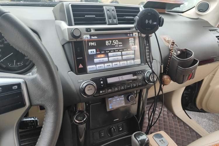 Used Toyota Prado  Audio And AC Panel