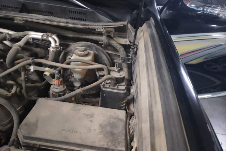 Used Toyota Prado  Engine Bay Left