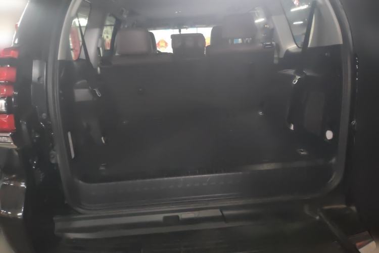 Used Toyota Prado  Trunk