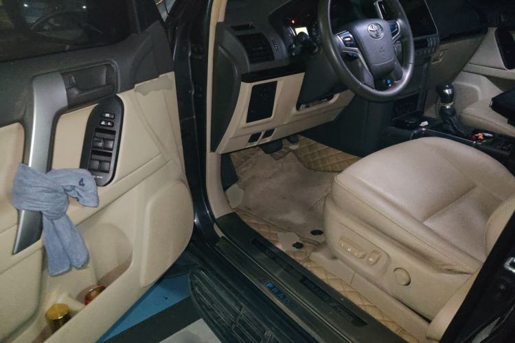 Used Toyota Prado  Driver Seat