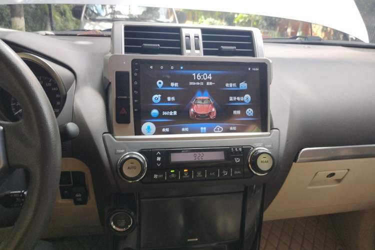 Used Toyota Prado 2017 4000 TXL Dual Airbags Side-Mounted – Middle East Version Audio And AC Panel