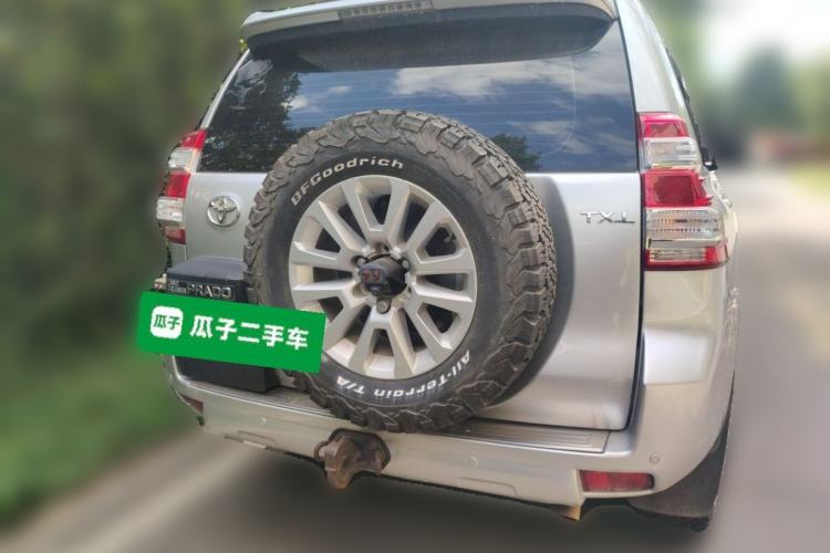 Used Toyota Prado 2017 4000 TXL Dual Airbags Side-Mounted – Middle East Version Rear