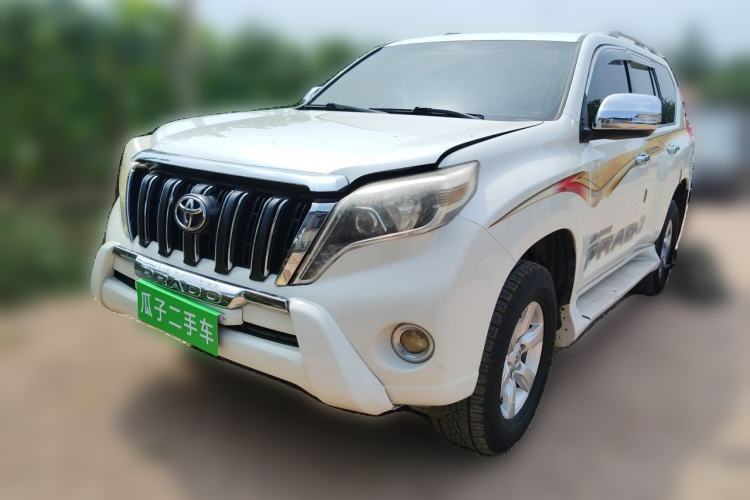 Used Toyota Prado Toyota Prado 2017, 2.7-liter gasoline, automatic transmission, 7 seats Guazi used car, China used car export, Used car for sale, Used  cars, Cheapest cars for sale