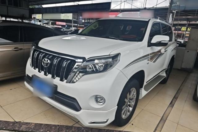 Used Toyota Prado 2017 4000 TXL Dual Airbags Side-Mounted – Middle East Version