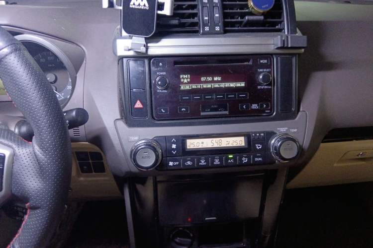 Used Toyota Prado  Audio And AC Panel