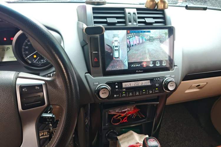 Used Toyota Prado  Audio And AC Panel