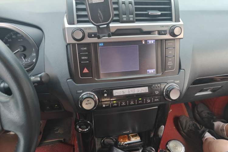 Used Toyota Prado  Audio And AC Panel