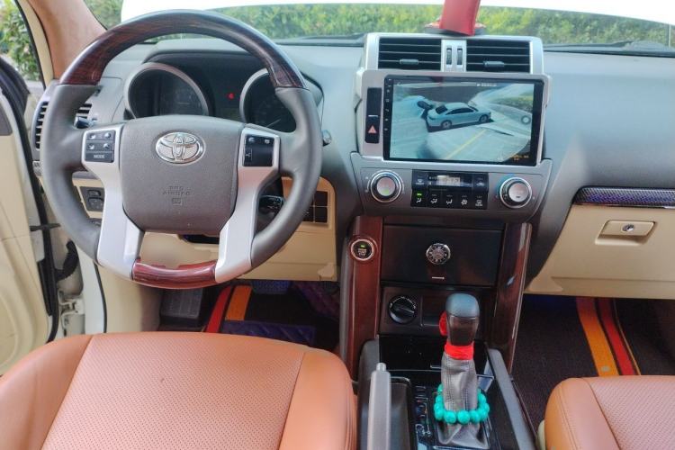 Used Toyota Prado 2017 2.7L Automatic TXL Dual Airbags Underbody Mounting – Middle East Center Console