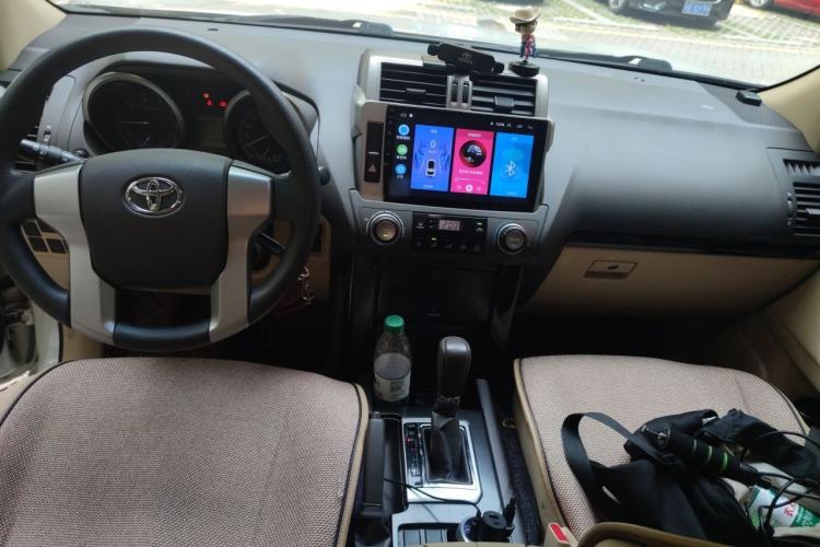 Used Toyota Prado  Center Console