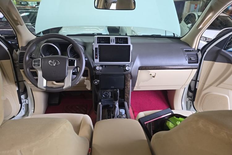 Used Toyota Prado 2017 2700 TXL Middle East Edition Center Console