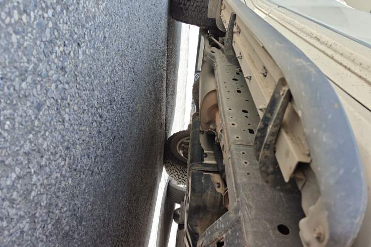 Used Toyota Prado 2017 4000 TXL Dual Airbags Side-Mounted – Middle East Version Chassis Front Right