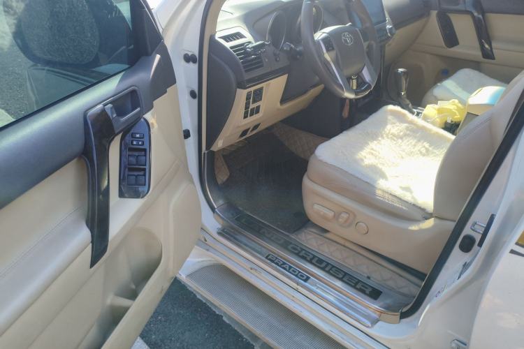 Used Toyota Prado  Driver Seat