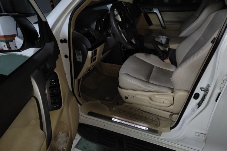 Used Toyota Prado  Driver Seat