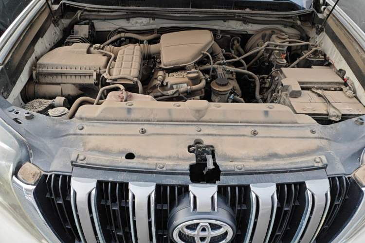 Used Toyota Prado  Engine Bay