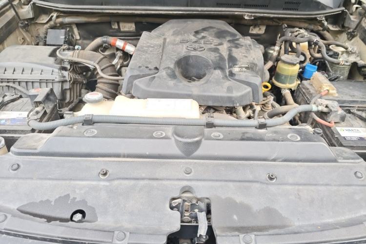 Used Toyota Prado  Engine Bay