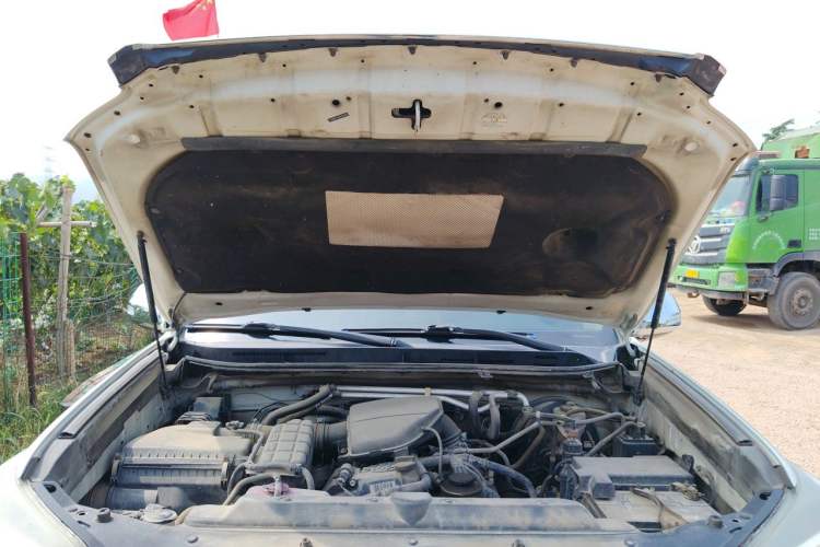 Used Toyota Prado  Engine Bay