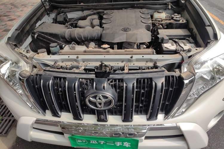 Used Toyota Prado  Engine Bay