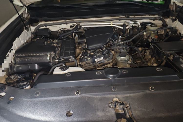 Used Toyota Prado  Engine Bay