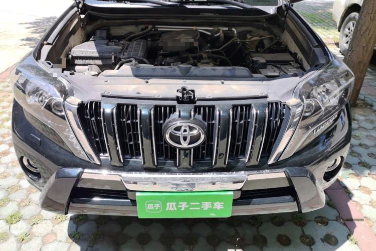 Used Toyota Prado  Engine Bay