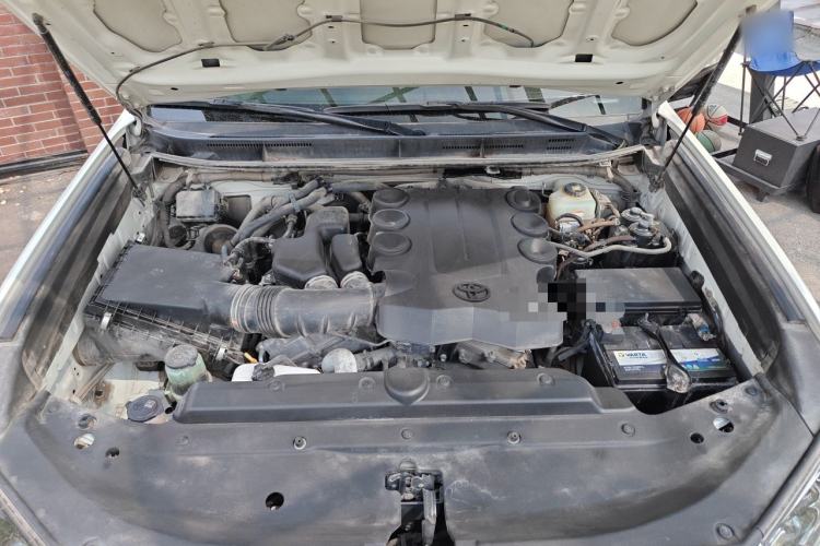 Used Toyota Prado  Engine Bay