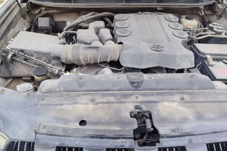Used Toyota Prado  Engine Bay