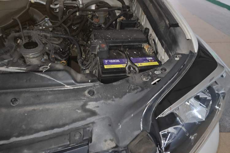 Used Toyota Prado  Engine Bay Left