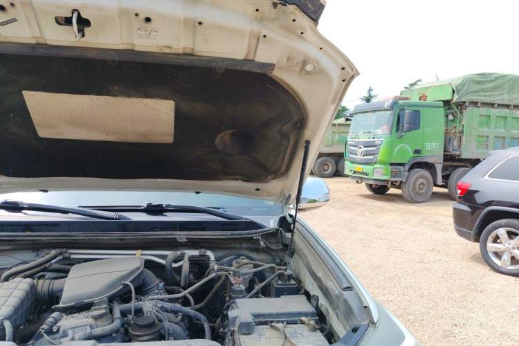 Used Toyota Prado  Engine Bay Left