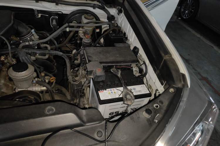 Used Toyota Prado  Engine Bay Left