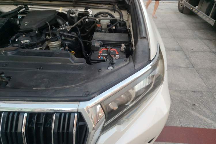 Used Toyota Prado 2017 2.7L Automatic TXL Dual Airbags Underbody Mounting – Middle East Engine Bay Left