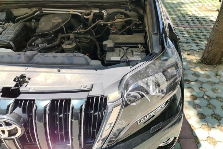 Used Toyota Prado  Engine Bay Left