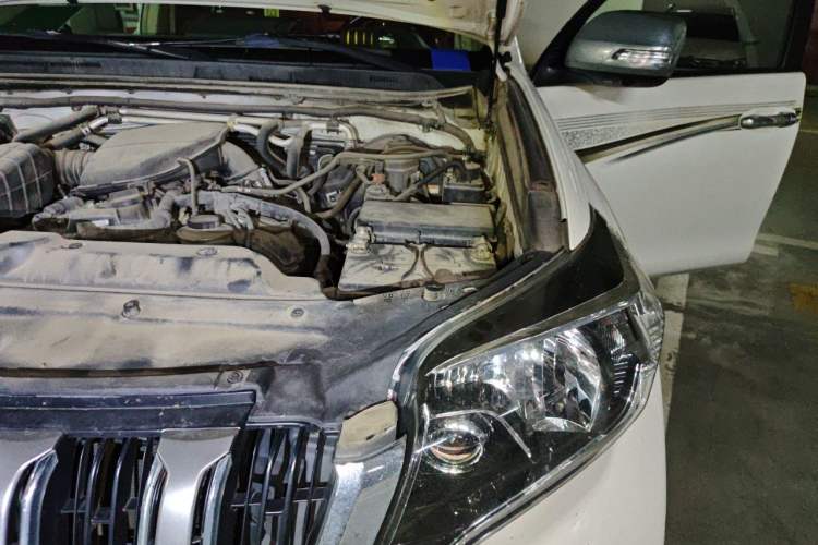 Used Toyota Prado  Engine Bay Left