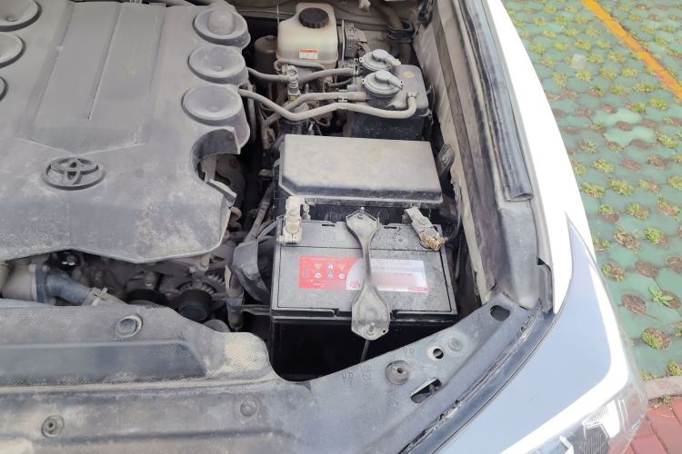 Used Toyota Prado  Engine Bay Left