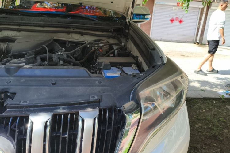 Used Toyota Prado 2017 2700 TX Middle East Edition Engine Bay Left