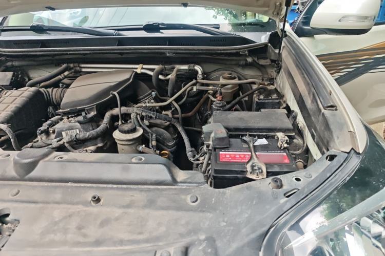 Used Toyota Prado 2017 2700 VX with Nine Airbags Outboard Mount – Middle East Version Engine Bay Left