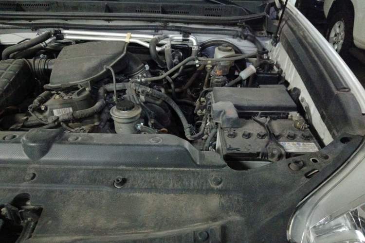 Used Toyota Prado  Engine Bay Left