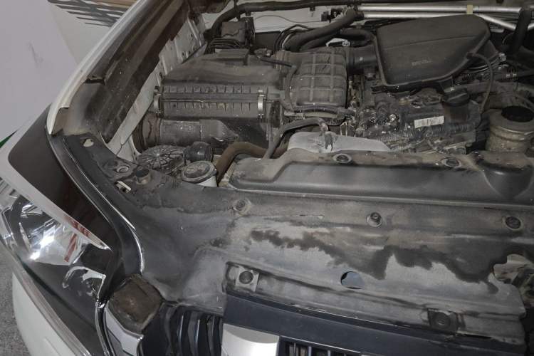 Used Toyota Prado  Engine Bay Right