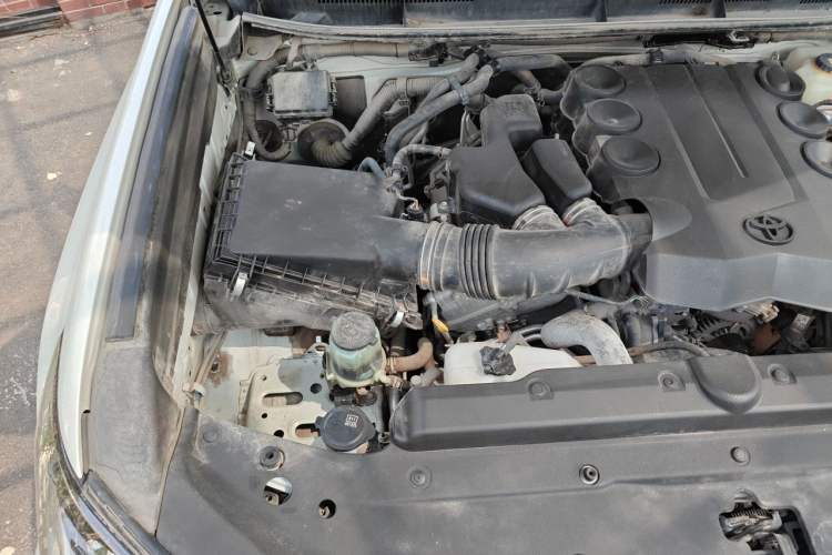 Used Toyota Prado  Engine Bay Right