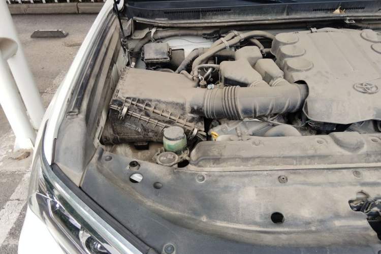 Used Toyota Prado  Engine Bay Right