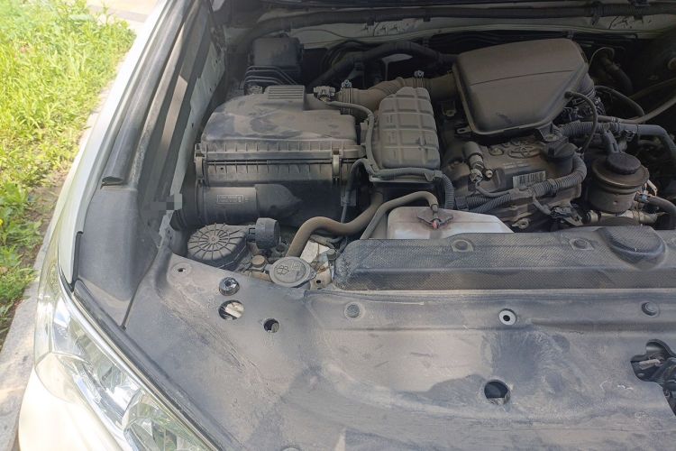 Used Toyota Prado  Engine Bay Right