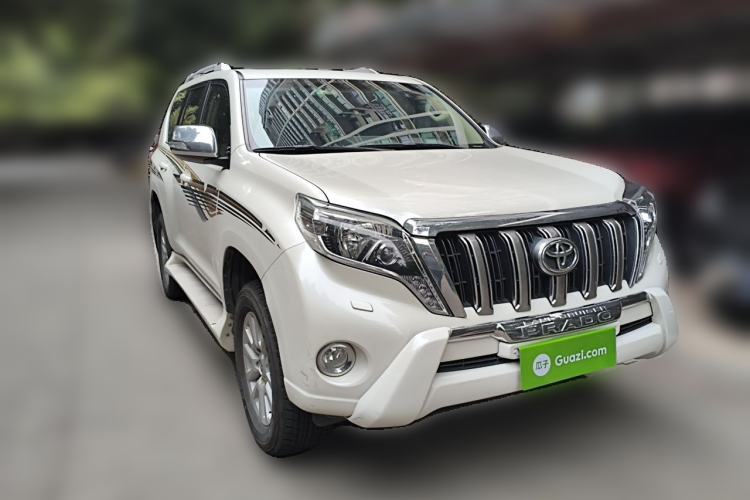 Used Toyota Prado 2017 2700 VX with Nine Airbags Outboard Mount – Middle East Version Exterior 2