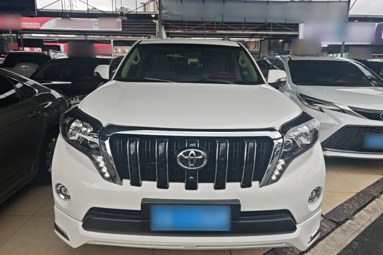 Used Toyota Prado 2017 4000 TXL Dual Airbags Side-Mounted – Middle East Version Front