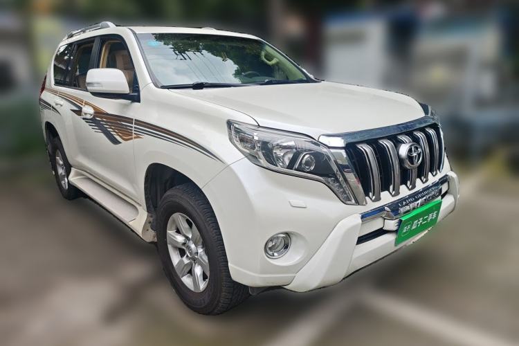 Used Toyota Prado 2017 2700 VX with Nine Airbags Outboard Mount – Middle East Version Front Right 45 Deg