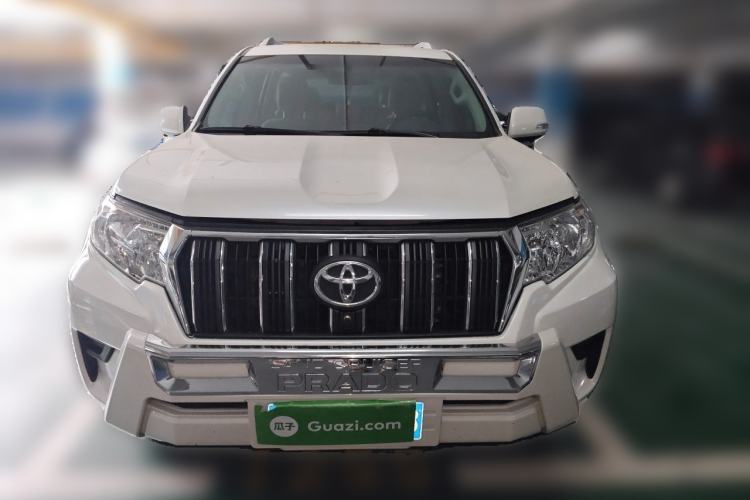 Used Toyota Prado 2017 4000 TXL Dual Airbags Side-Mounted – Middle East Version Front