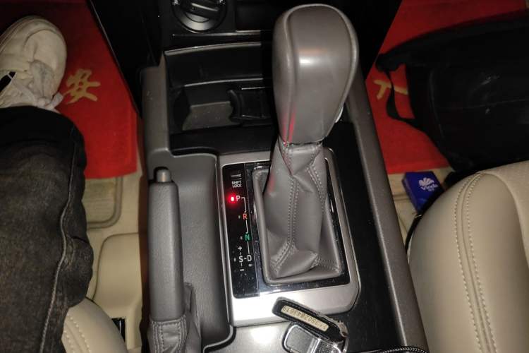 Used Toyota Prado  Gear Lever